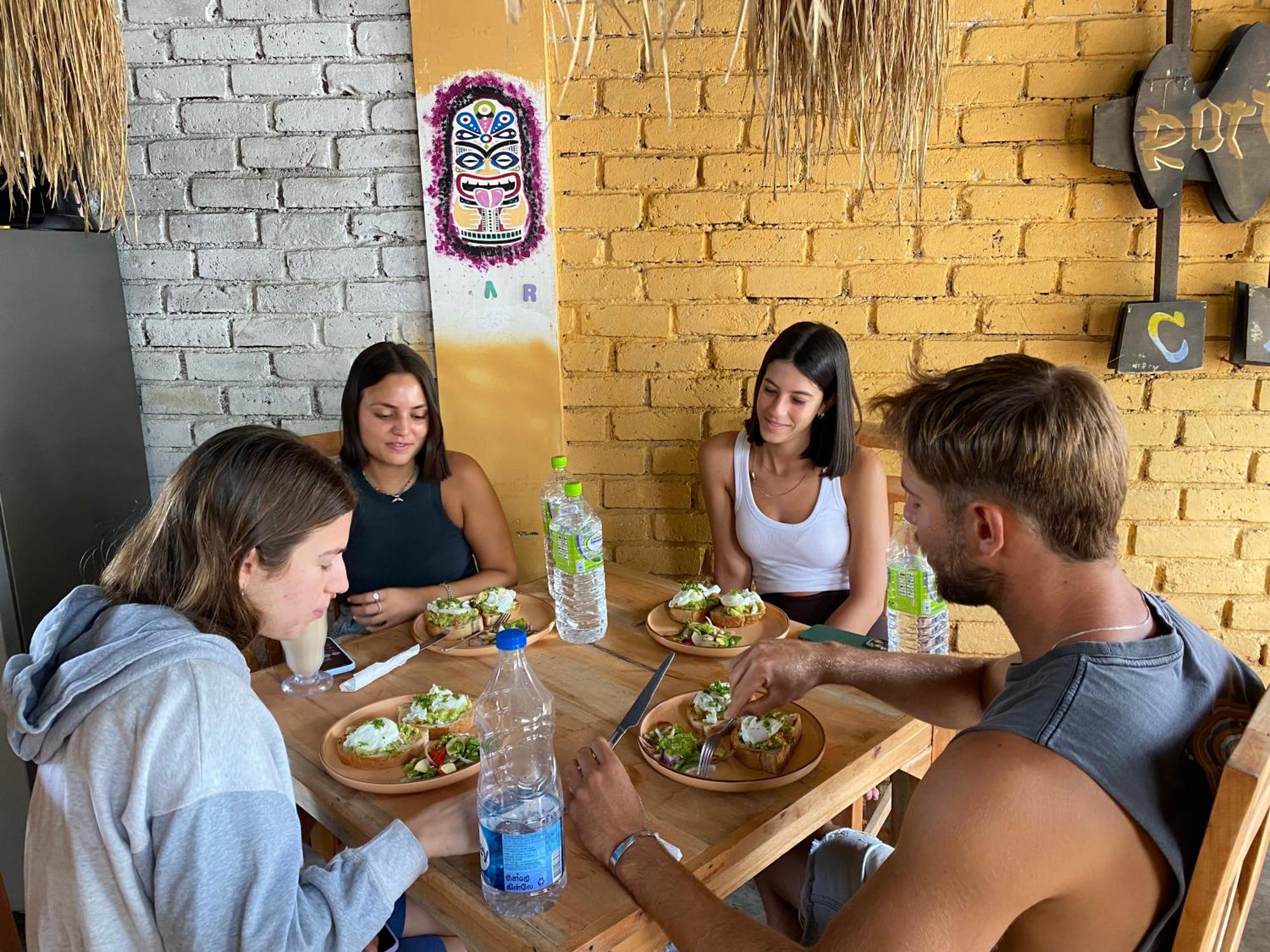 Tiki Bar Hostel 埃拉 外观 照片