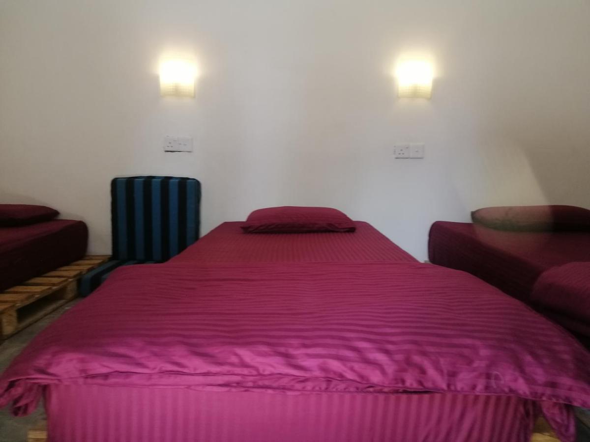 Tiki Bar Hostel 埃拉 外观 照片